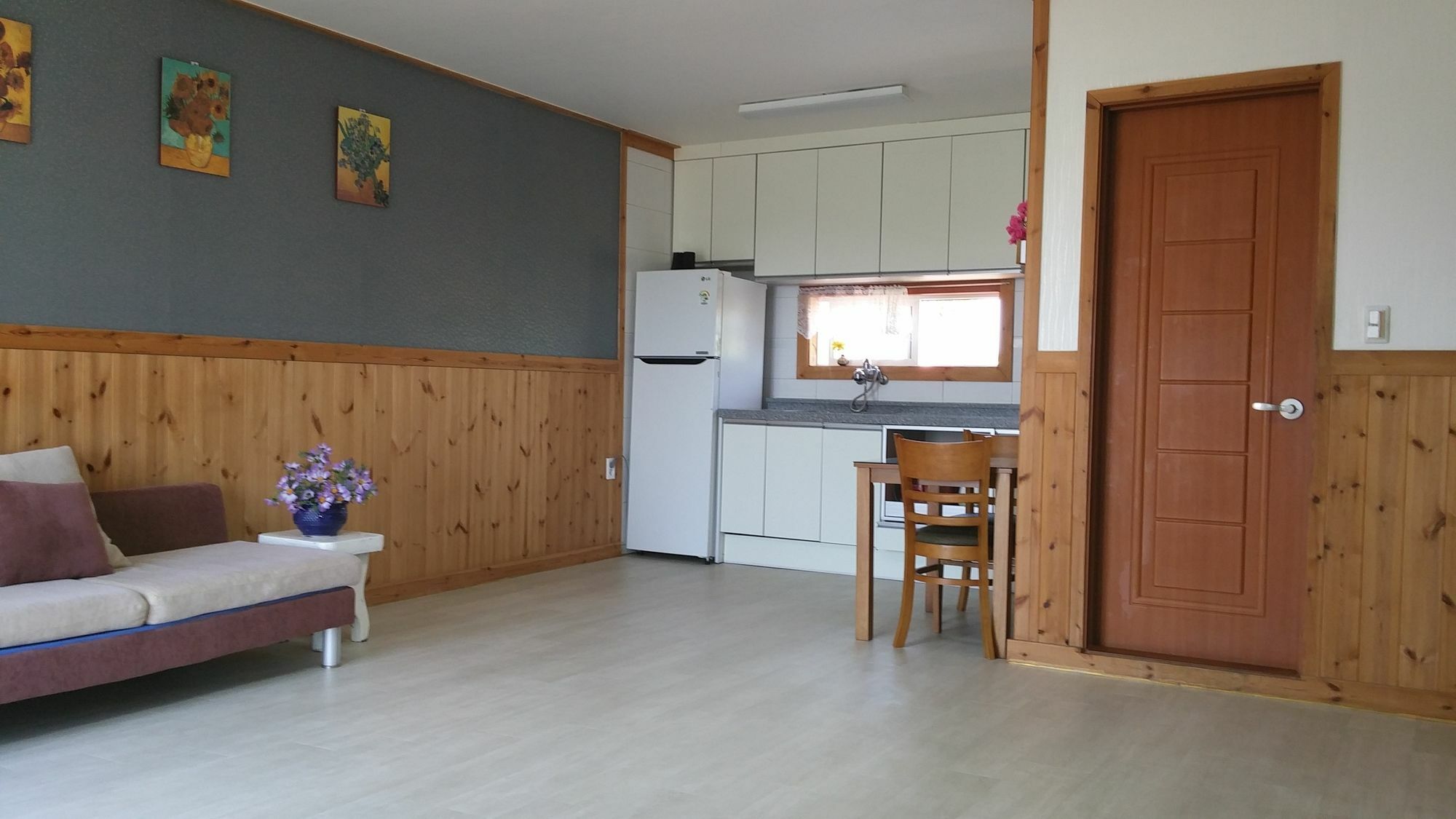 Arting Pension Seogwipo-stad Buitenkant foto